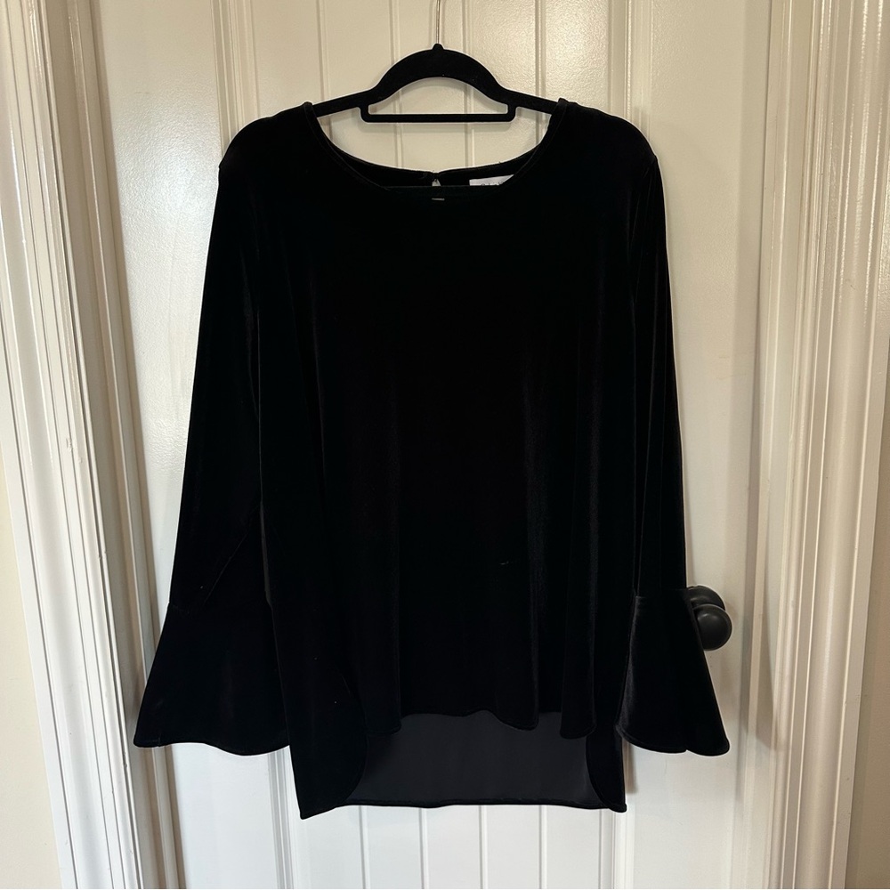 Calvin Klein long sleeved velvet shirt!! Size XL